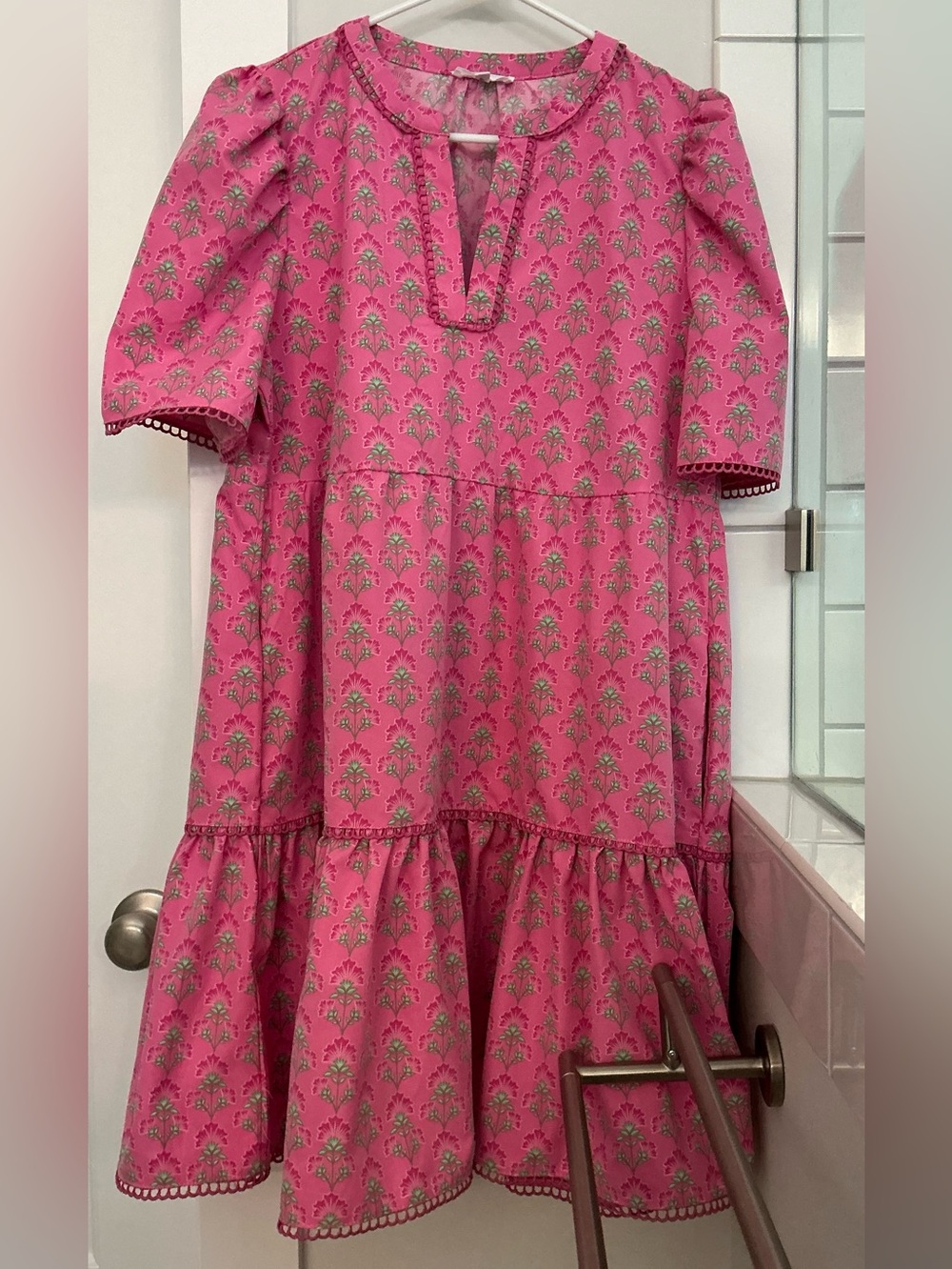 Mary Square tiered Adelyn dress, EUC, “deco lilies fuschia” L